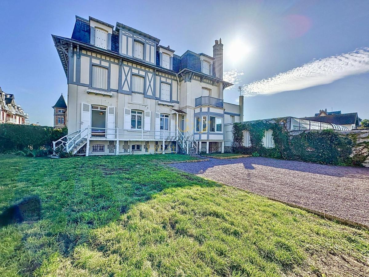 Les Embruns Blonville Vue Mer Exterior photo